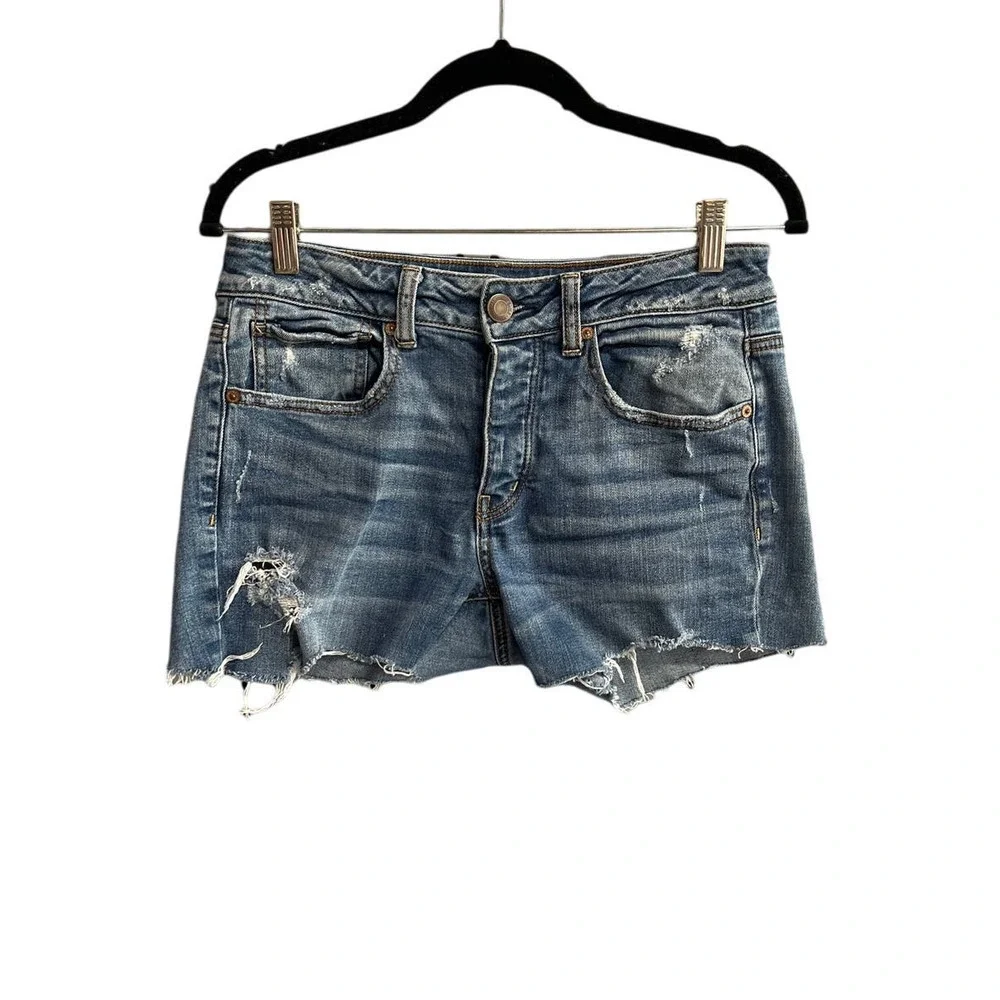 American Eagle Tomgirl Cutoff Denim Shorts Size 4